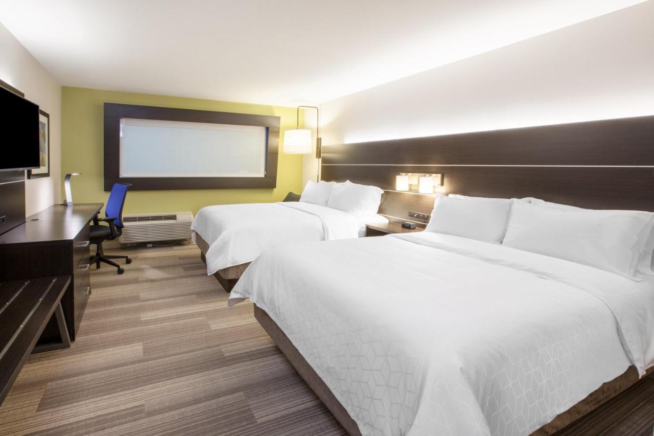 Holiday Inn Express & Suites North Fremont By Ihg Buitenkant foto